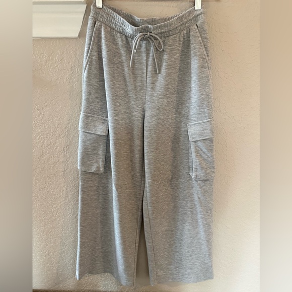 NWOT scuba knit cargo pants - Picture 4 of 9